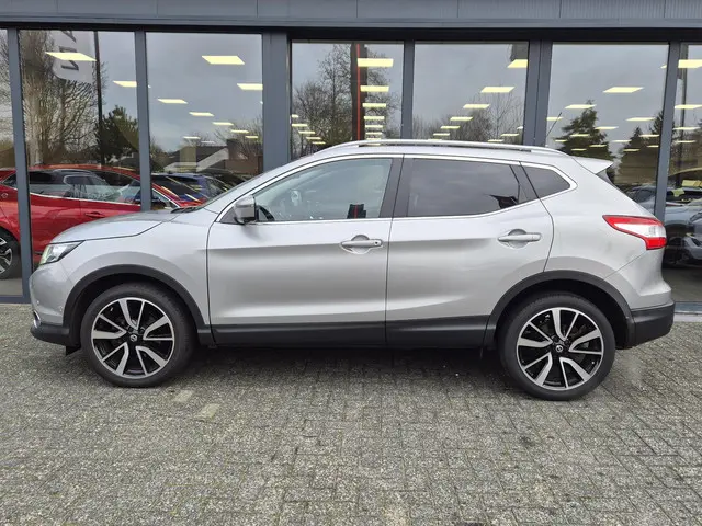 Nissan QASHQAI 1.2 Tekna 2015 Benzine 18