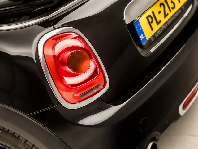 MINI Cooper Cabrio Mini 1.5 Black Sport 2017 Benzine 26