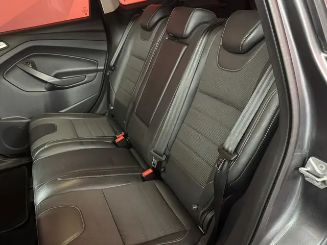 Ford Kuga 1.5 Titanium 2015 Benzine 8