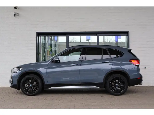 BMW X1 sDrive20i 2021 Benzine 5