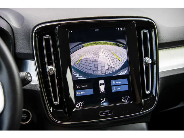 Volvo XC40 1.5 T2 Business Pro 2020 Benzine 23