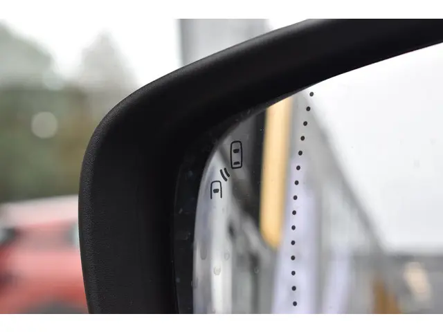 Renault Grand Scénic TCe 140 EDC Intens 2021 Benzine 25