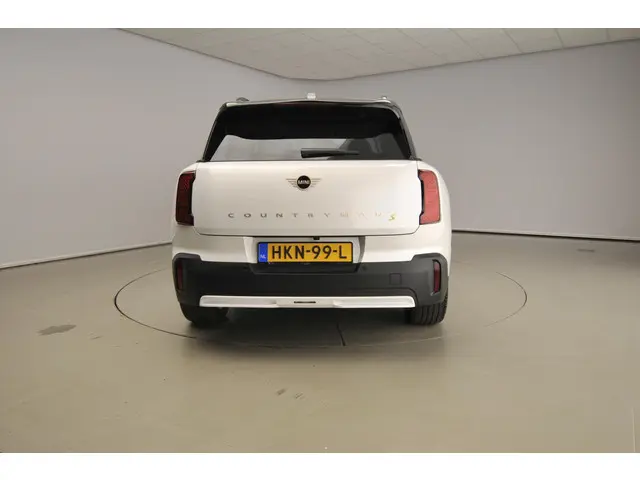 MINI Countryman SE ALL4 2025 Elektrisch 3