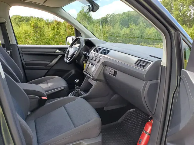 Volkswagen Caddy Maxi 1.4 TSI Trendline 5p 2018 Benzine 31