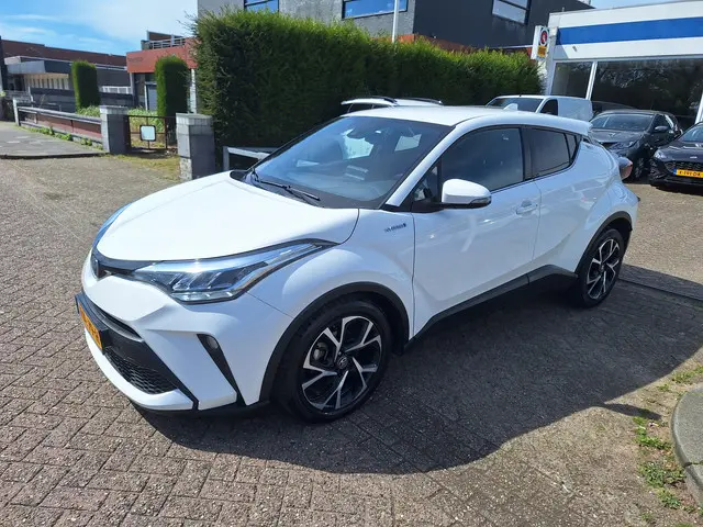 Toyota C-HR 3
