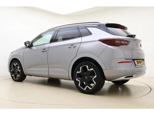 Opel Grandland 1.2 Turbo Ultimate 2024 Benzine 12