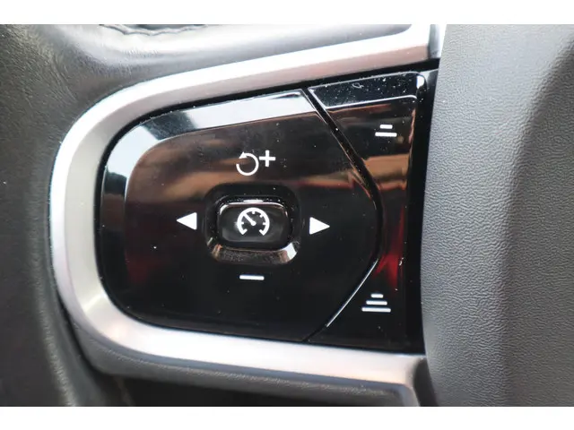 Volvo V90 2.0 T4 Inscription 2020 Benzine 31