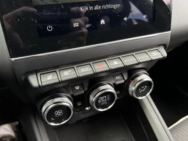 Mitsubishi Colt 1.0T MT First Edition 2024 Benzine 30