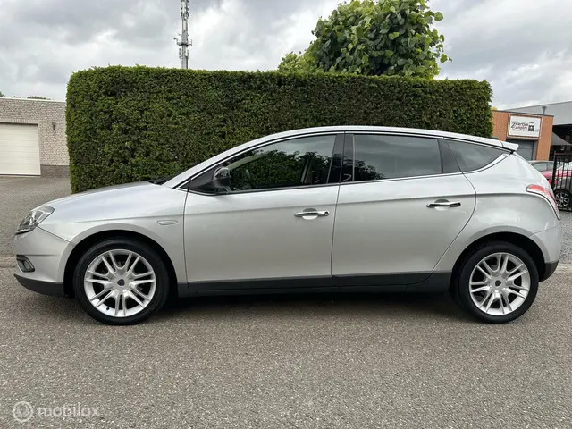 Lancia Delta 2
