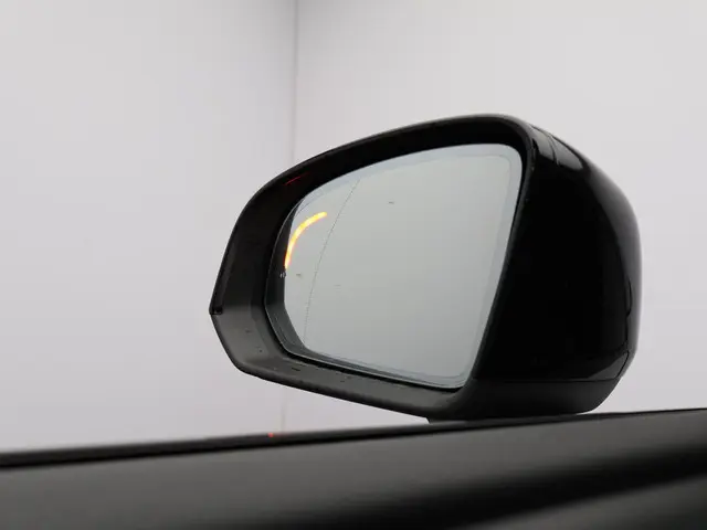 Volvo XC40 2.0 B4 Plus Dark 2025 Benzine 17