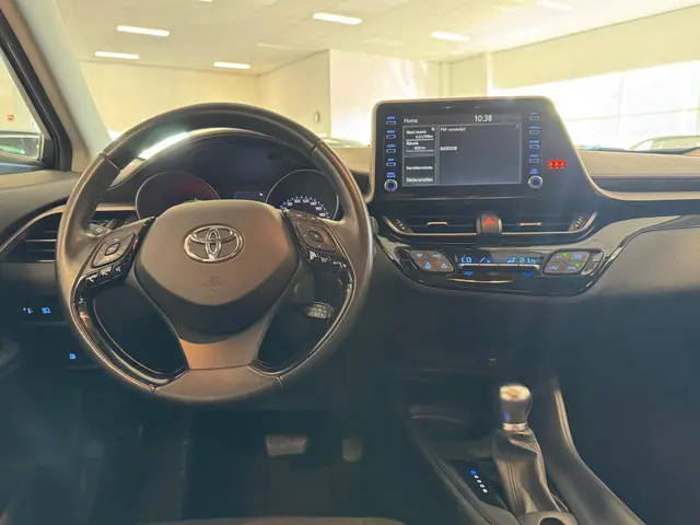 Toyota C-HR 1.8 Hybrid Active 2021 Hybride Benzine 15