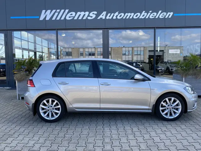Volkswagen Golf 1.5 TSI Highline 2018 Benzine 6