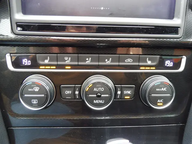 Volkswagen Golf 1.4 TSI GTE 2015 Hybride Benzine 16