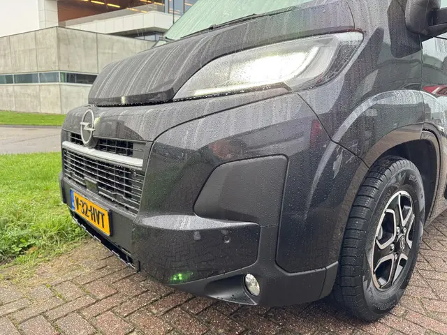 Opel Movano 2.2D 140 S&S L2H2 3.5t 2024 Diesel 8