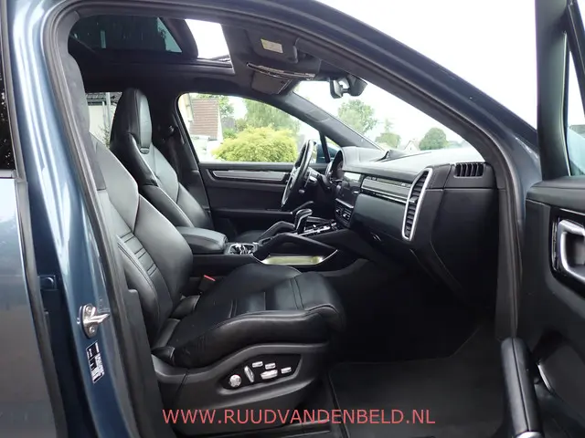 Porsche Cayenne 4.0 V8 2017 Benzine 15