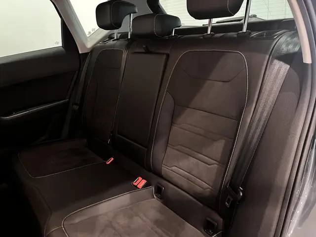 SEAT Ateca 1.5 TSI Style Business Intense 2021 Benzine 8