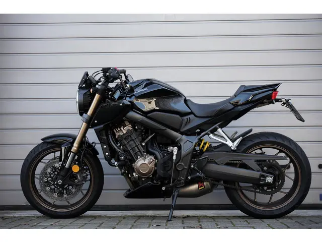 Honda CB 650 R Neo Sports Café 2020 Benzine 16