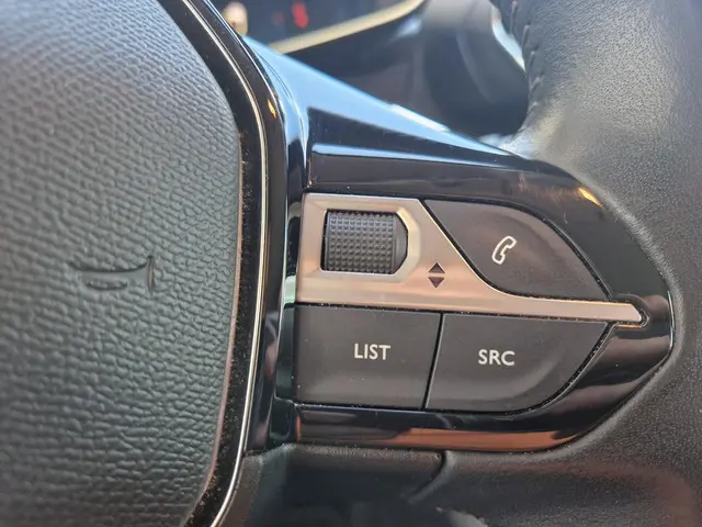 Peugeot 208 1.2T 100pk Blue Lease Allure 2020 Benzine 16