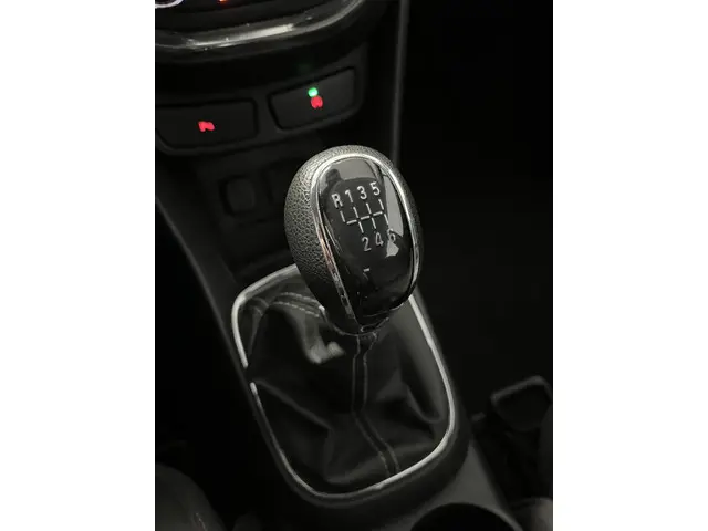 Opel Mokka 1.4 T Cosmo 2015 Benzine 24
