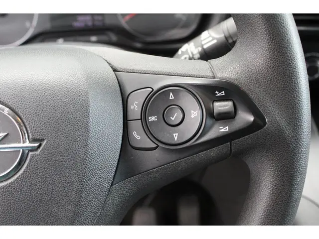 Opel Combo 1.5D L1H1 Edition 2021 Diesel 19
