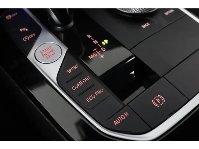 BMW 1 Serie 118i M-sport 2022 Benzine 25