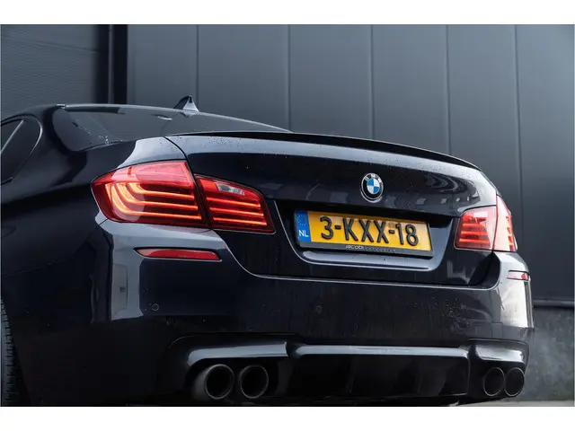 BMW 5 Serie 528i High Executive | 2013 Benzine 29