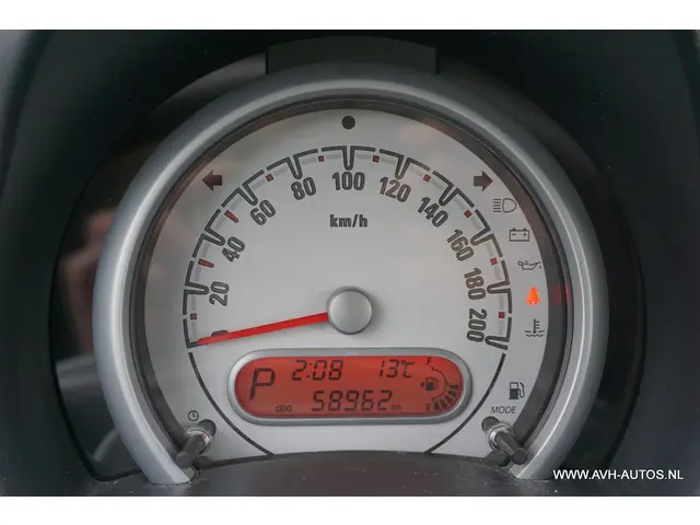 Opel Agila 1.2 Edition Automaat 2012 Benzine 13