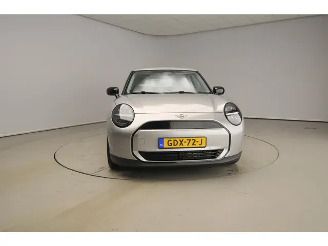 MINI 3-Deurs Cooper E 2024 Elektrisch 5