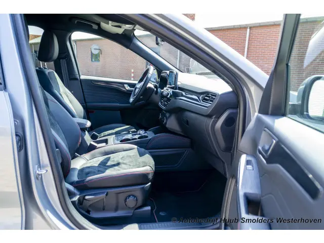 Ford Kuga 2.5 PHEV e-CVT ST-Line X 2022 Hybride Benzine 3