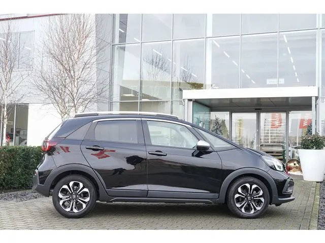 Honda Jazz 1.5i e:HEV CROSSTAR 2022 Hybride Benzine 54