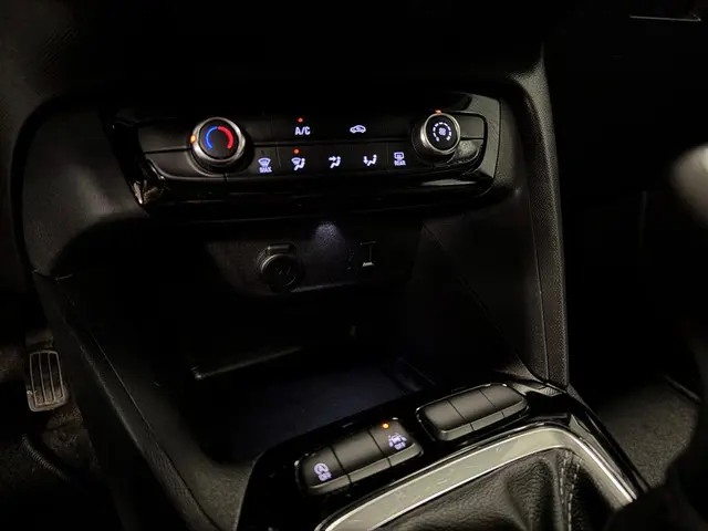 Opel Corsa 1.2 Edition 2020 Benzine 13