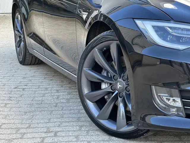 Tesla Model S 100D 2018 Elektrisch 33