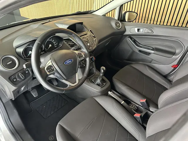 Ford Fiesta 1.0 Style Ultimate 2017 Benzine 6