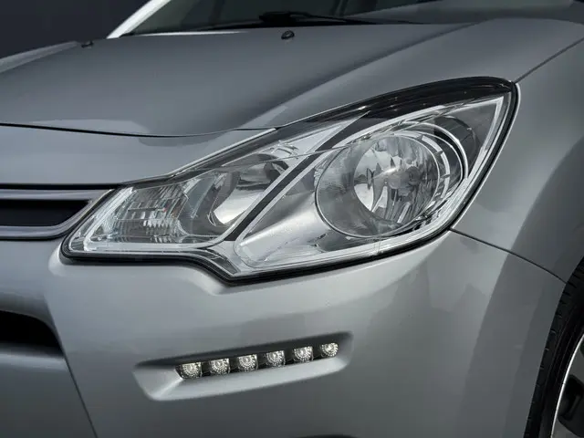 Citroën C3 1.2 PureTech Selection 2016 Benzine 16