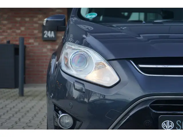 Ford C-MAX 1.0 Titanium 2013 Benzine 9