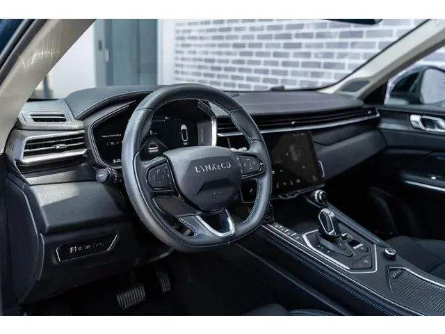 Lynk & Co 01 1.5 2021 Hybride Benzine 33