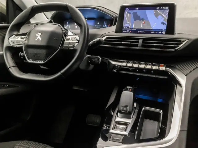 Peugeot 3008 1.2 PureTech Sport 2017 Benzine 7