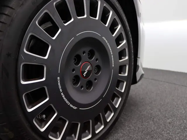 MINI 3-Deurs Cooper S 2024 Benzine 27