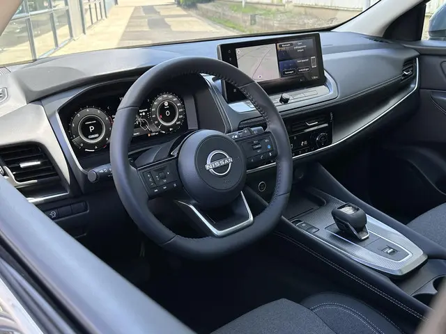 Nissan QASHQAI 1.3 MHEV Xtronic N-Connecta 2025 Benzine 40