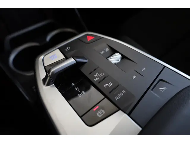 BMW iX1 eDrive20 2024 Elektrisch 22