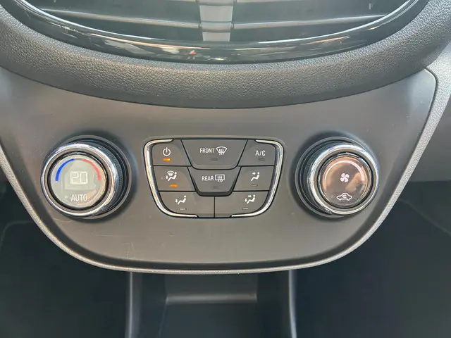 Opel KARL 1.0 ecoFLEX 75pk Innovation 2019 Benzine 6