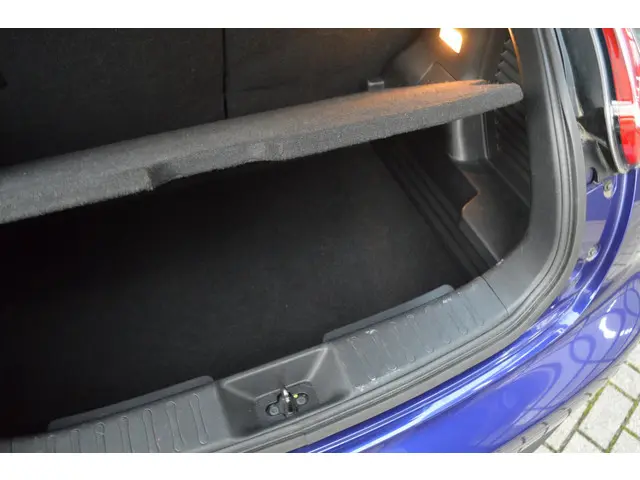 Nissan Juke 1.6 Acenta automaat 2017 Benzine 15