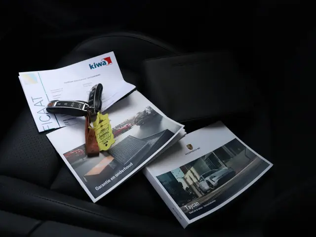 Porsche Taycan Sport Turismo 79 kWh 2022 Elektrisch 33