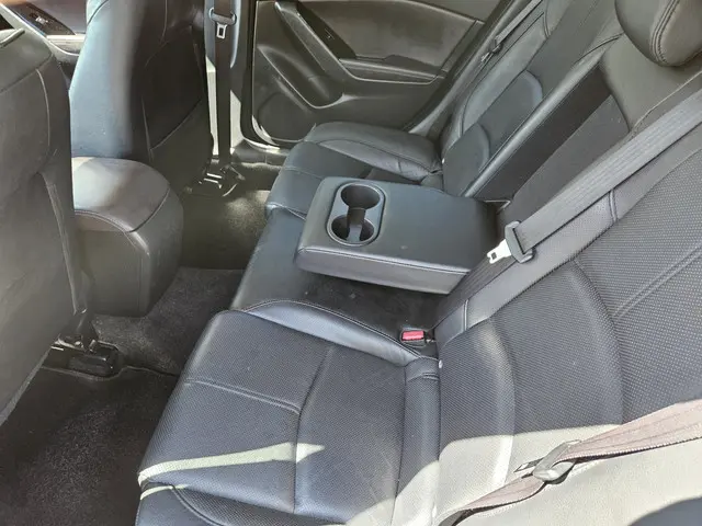 Mazda 3 2.2 SkyActiv-D 150 GT-M 2018 Diesel 15