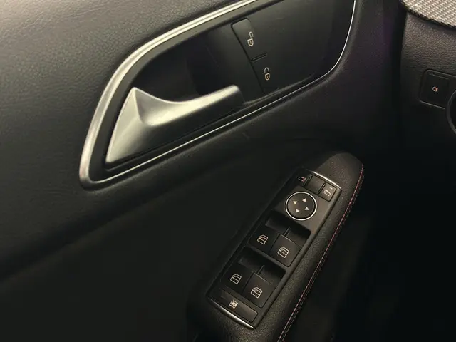 Mercedes-Benz B-Klasse 180 Ambition 2015 Benzine 20