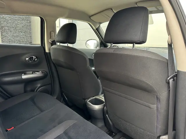 Nissan Juke 1.6 Acenta 2013 Benzine 19