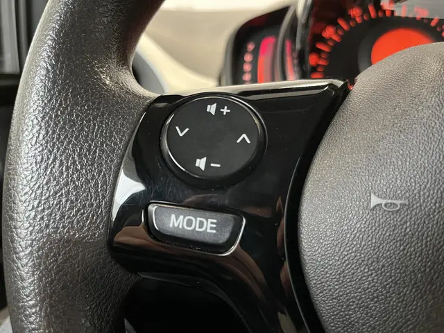 Peugeot 108 1.0 e-VTi Active 2017 Benzine 28