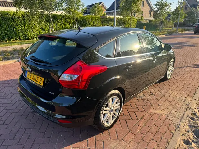 Ford Focus 1.0 EcoBoost Lease Titanium 2012 Benzine 6