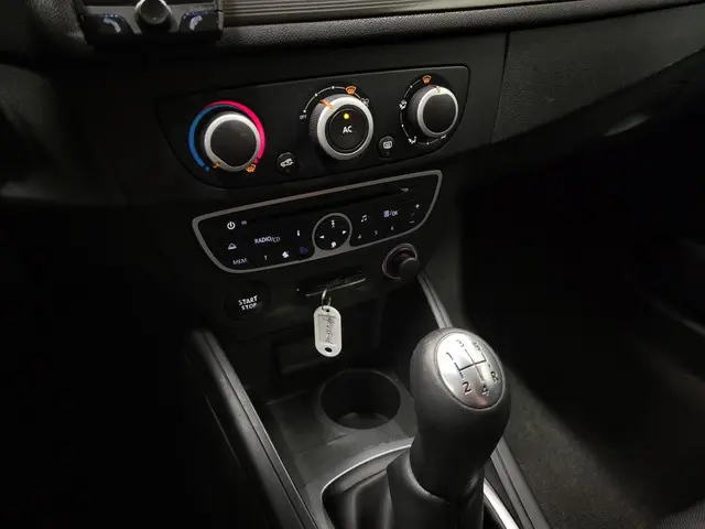 Renault Mégane 1.5dCi 90pk Grijs kenteken! 2012 Diesel 12