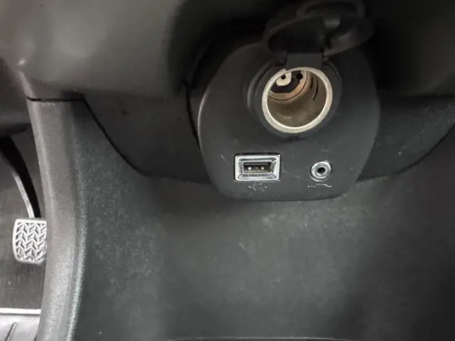 Toyota Aygo 1.0 VVT-i x-nav 2018 Benzine 18